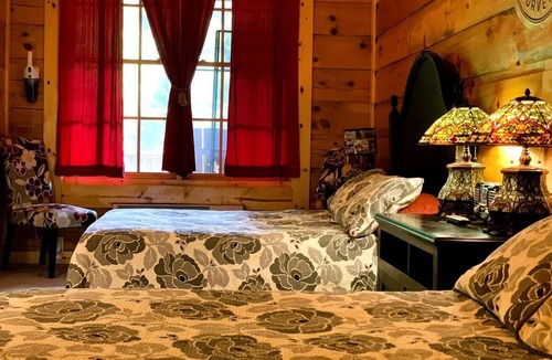 Mingo House | Cozy Secluded Wooden Cabin in Monterville, West Virginia