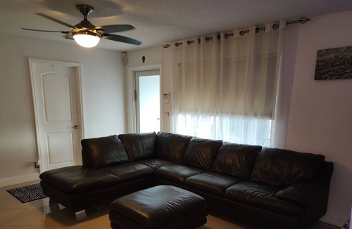 Margate House | Cozy single-family residence with fenced in backyard /Pet-Friendly