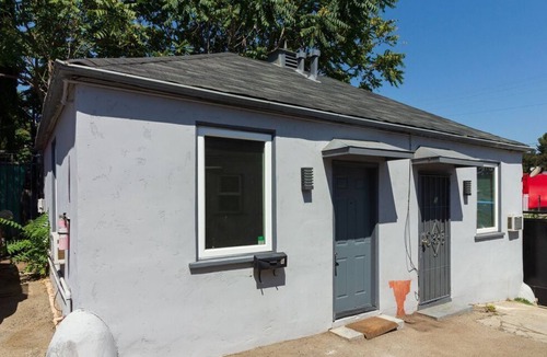 Studio City Apartment | Cozy Single Studio apartment . Studio City