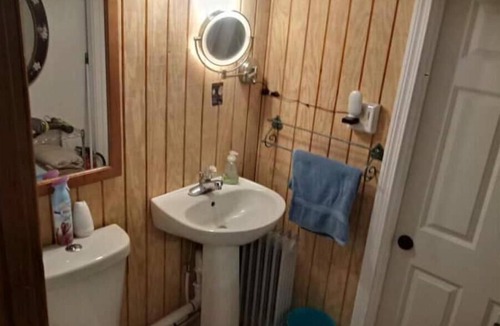 Albany Apartment | Cozy Studio w/Private Bathroom by Amtrak & Albany