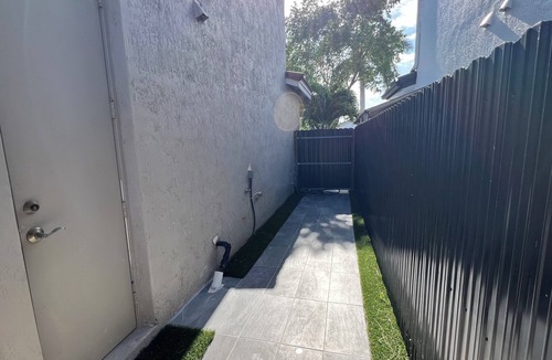 Princeton Apartment | Cozy studio with AC and WiFi in welcoming Homestead