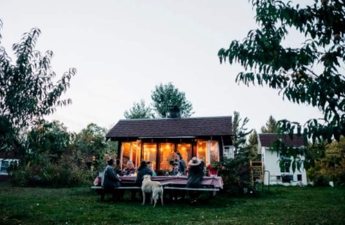North River RV Rental | Cozy Tented Cabin Rental near the Hudson River in Upstate New York