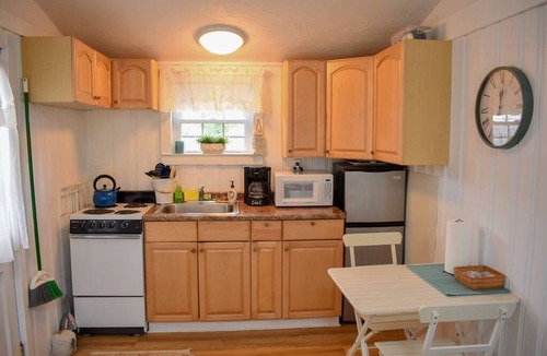 Dennis Port House | Cozy two bedroom cottage- Only .2 miles to Hagis Beach