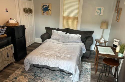 Milford House | Cozy Unit in Milford, Delaware -Close to DE Turf