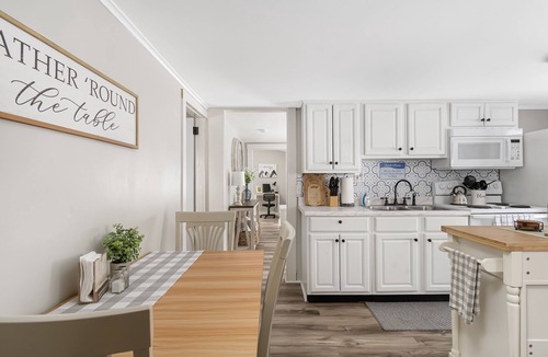 Albany House | Cozy White Mountains Basecamp Near North Conway