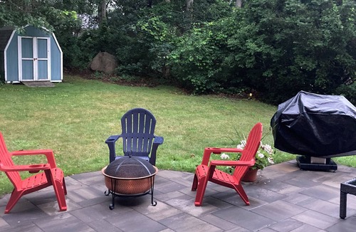 West Hyannisport Cottage | Craigsville beach cottage located .4 walking distance to the Beach!