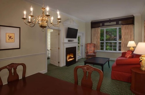 Berkeley Villa | Create lasting memories , at Marriott's Manor Club at Ford's Colony.
