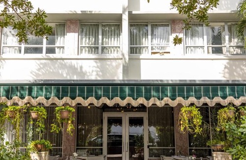 City Center Hotel | Crest Hotel Suites
