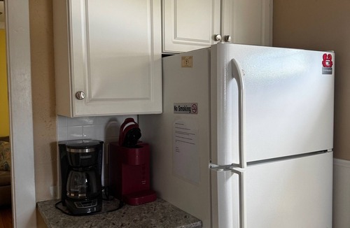 Wildwood Crest Apartment | Crocus by the Sea Breeze Bay 5 minute walk to the free beach and pet friendly