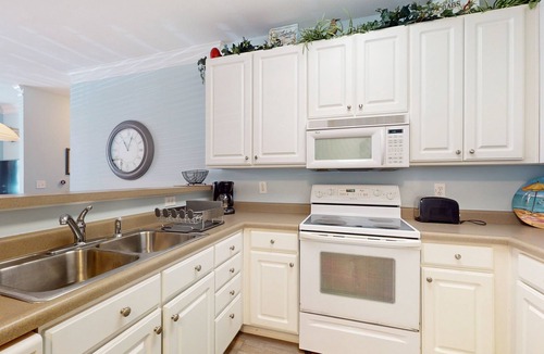 Calabash Condo | Crow Creek Golf Course Minutes from the Beach