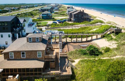 South Nags Head House | Crow's Nest - SNH MP 19, Oceanfront, Historic Cottage, Pets OK, YR Flex Stays