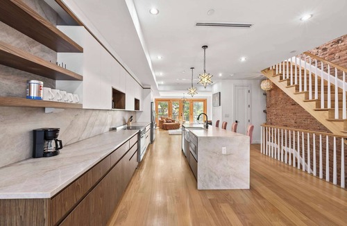 Crown Heights Apartment | Crown Terrace II by Rove Duplex w Outdoor Spaces