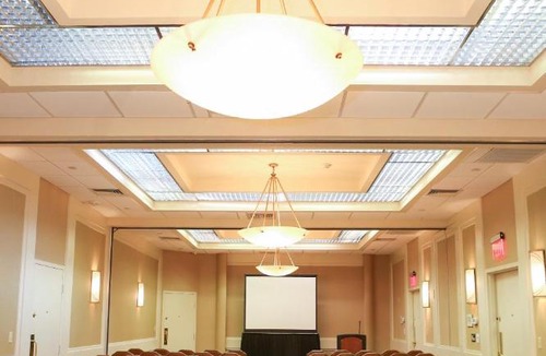 Northwest Hotel | Crowne Plaza Virginia Beach Town Center by IHG