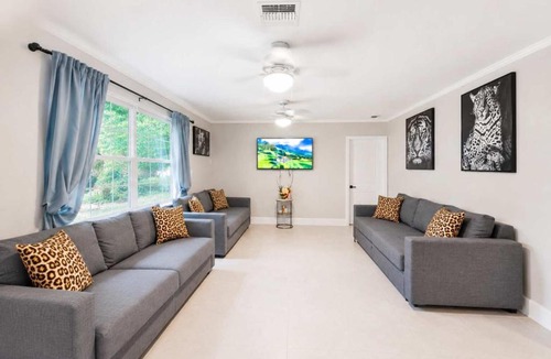Edgewood House | Cruise Family house STR-1761