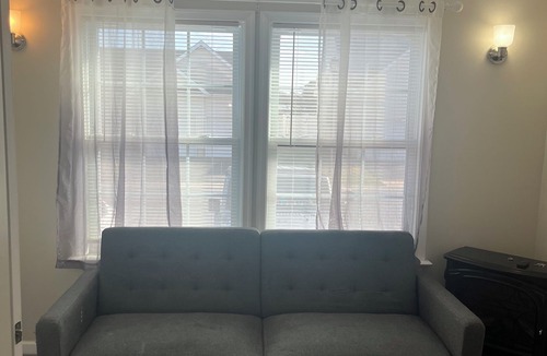 Allen Apartment | Cute and convenient Charming 1-bedroom pet friendly apartment in Delmar
