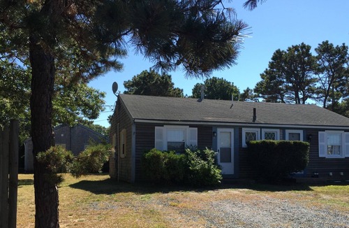 Bass River Condo | Cute Cape Cod Condo 3/4 of a mile to warm water Nantucket Sound Beaches