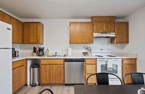 Columbia Falls Villa | Cute Condo Minutes from Downtown Columbia Falls