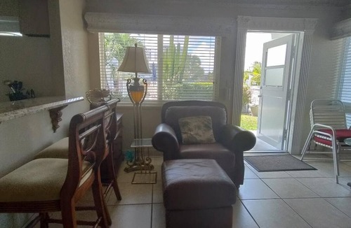 Pompano Beach Apartment | Cute, furnished apt for 2 people, 1 block from beach