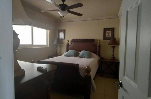 Pompano Beach Apartment | Cute, furnished apt for 2 people, 1 block from beach