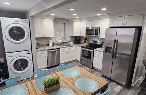Buckroe Beach House | Cute, newly finished in Hampton