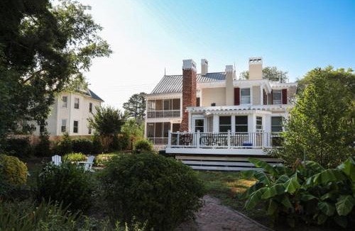 Snow Hill Hotel | Cypress River Inn & Spa