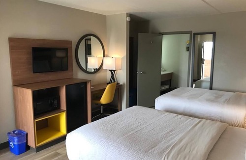 Vineland Hotel | Days Inn by Wyndham Vineland