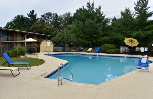 Wayne Hotel | Days Inn by Wyndham Wayne