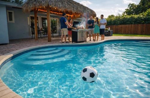Deerfield Beach House | Deerfield Beach Boca Raton with pool 1 mile from the beach