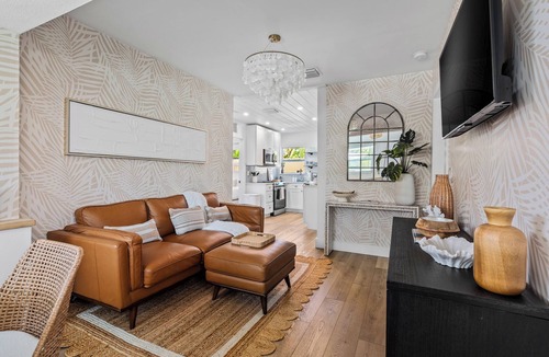 Delray Beach House | Delray Beach 3BR Pool Cottage Jul/Aug Deal