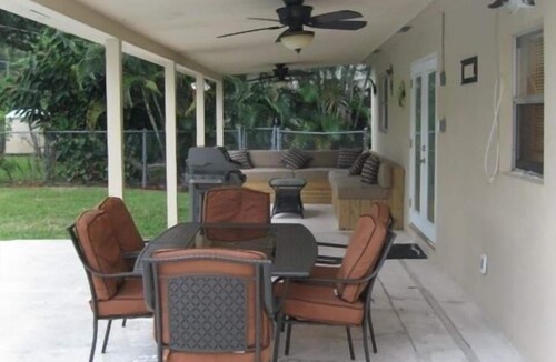 Delray Beach House | Delray Beach Heated Pool Home 4 King Bedrooms/3 Full Bathrooms Sleeps 8 Adults