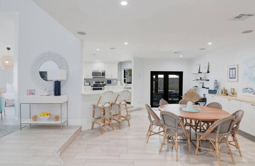 Lake Ida Shores Apartment | Delray Bungalow/3BR 2BA East Delray Pool Home
