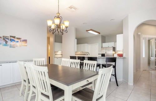 Delray Beach House | Delray Castle-Minutes to the beach and Atlantic Ave