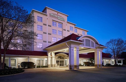 Norfolk Hotel | Delta Hotels by Marriott Norfolk Airport