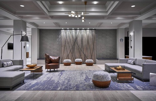 Norfolk - Virginia Beach Hotel | Delta Hotels by Marriott Norfolk Airport