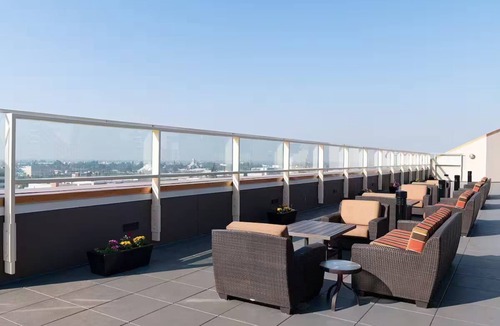Anaheim Resort Condo | Deluxe condo close to Disneyland Sept 3 thru Sept 7