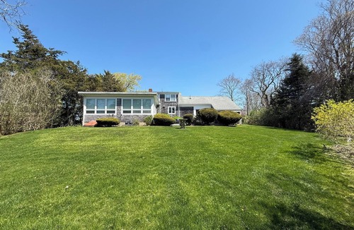 Dennis House | Dennis - Walk to 2 Beaches - NEW LISTING - CCP 150