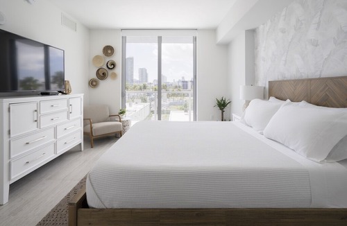 Northeast Miami Apartment | Design District