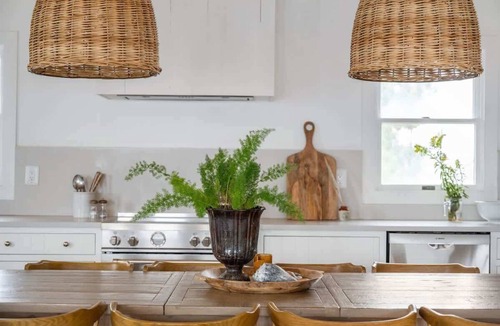 Ocean Hill House | Designer Cottage~New Pool, Hot Tub, Walk to Beach