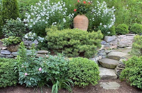 Nantucket Town House | Designer House on Lily Street in Town! A/C!