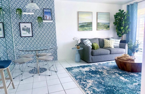 Aventura Apartment | Designer's 1BR 1BA Condo 1 Block to Aventura Mall