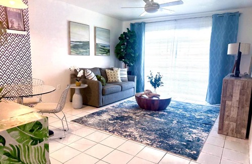 Aventura Apartment | Designer's 1BR 1BA Condo 1 Block to Aventura Mall