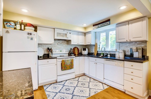 Dewey Beach Cottage | Dewey Beach Cottage Near Ocean - Walk to Beach!