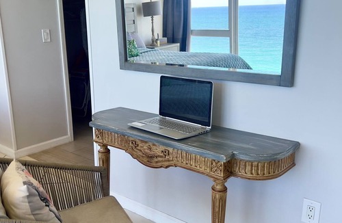 Bermuda Riviera Condo | Direct Ocean View Condo