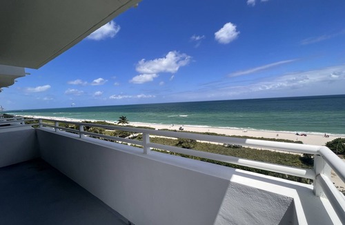 Surfside Condo | Direct ocean view condo with 2 wrap around balconies.