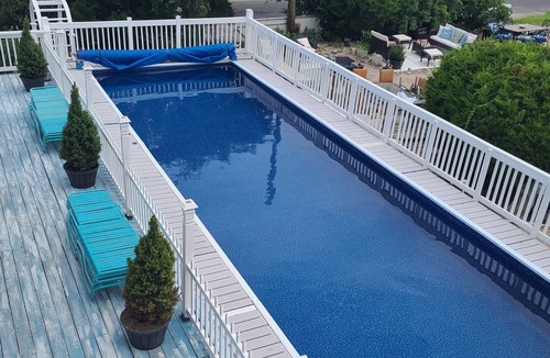 Del Haven House | Directly on a Private Beach! 40-ft Heated Pool + Huge Swim Spa/Resistance Pool