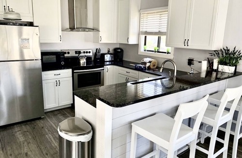 Salvo House | DISCOUNTED! PARTIAL OCEANFRONT .1 MIN WALK TO BEACH-boardwalk Hottub and Pool