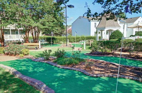Williamsburg Resort | Discover Family Fun and History at Wyndham Kingsgate-1 Bedroom Suite
