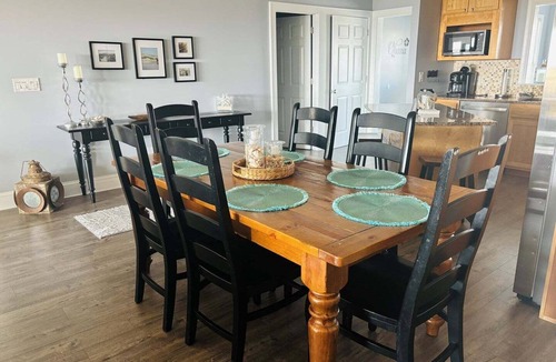 Holden Beach House | Discover Ohana, a stunning oceanfront 4-bedroom house in Holden Beach.
