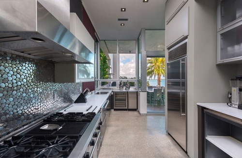 Venetian Islands Villa | Discover Paradise: Your Exclusive Miami Beach Waterfront Escape!