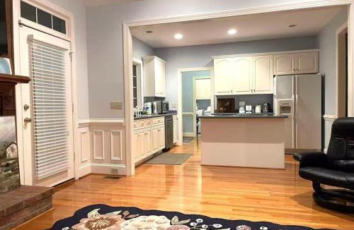Benson Apartment | Discover small-town charm and Southern hospitality